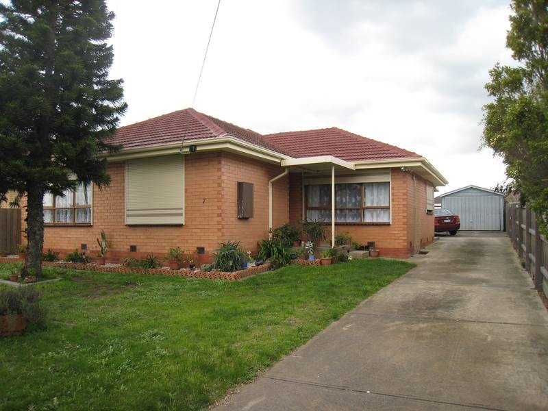 7 Maurice Street, Dandenong VIC 3175