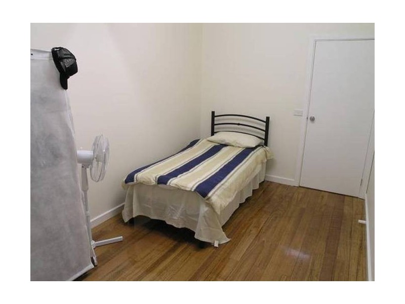 2/36 Benga Avenue, Dandenong VIC 3175