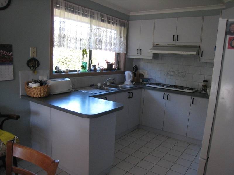 1/56 Arthur Phillip Drive, Endeavour Hills VIC 3802