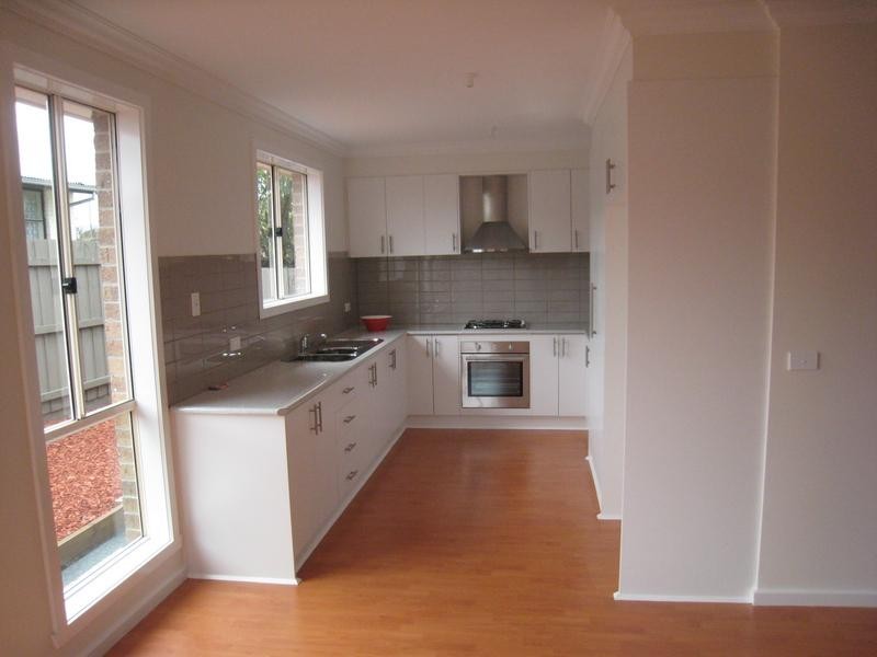 2/1 Lebanon Street, Dandenong VIC 3175