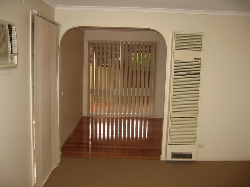 29 Robert Molyneux, Endeavour Hills VIC 3802