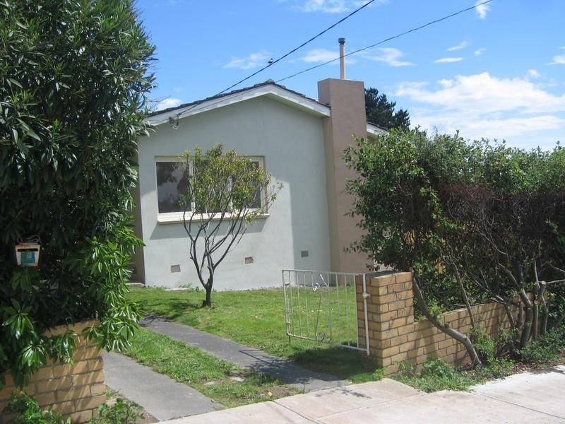 59 Charles Avenue, Hallam VIC 3803