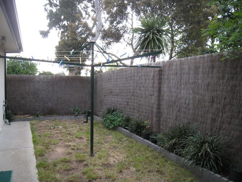 2/16 Ronald Street, Dandenong VIC 3175