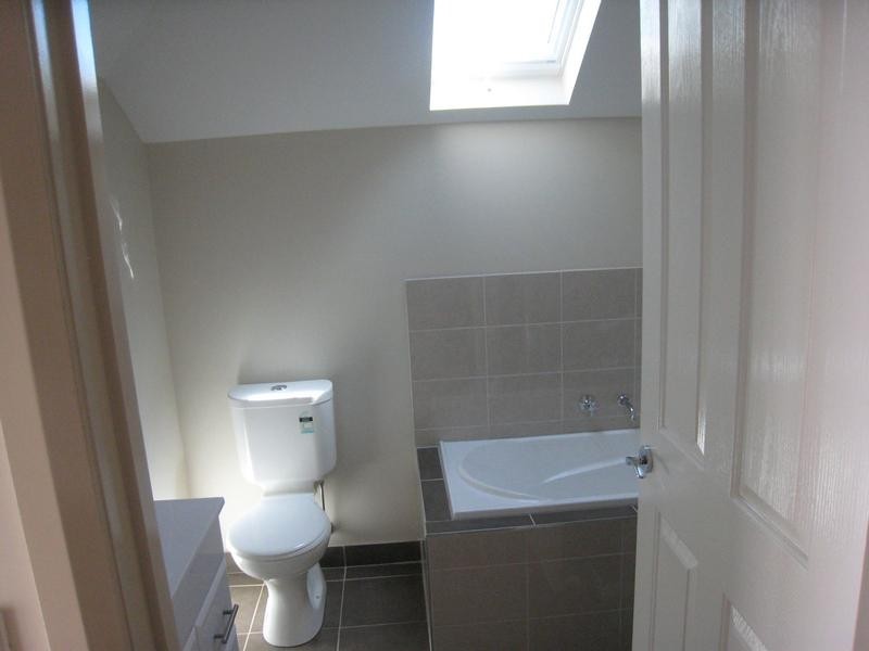 2&3/27 Louis Street, Doveton VIC 3177