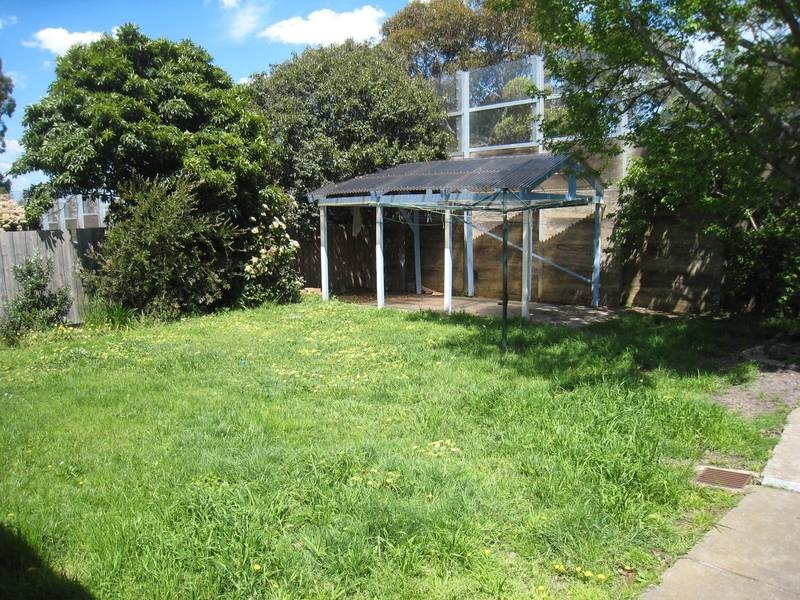 150 James Cook Drive, Endeavour Hills VIC 3802