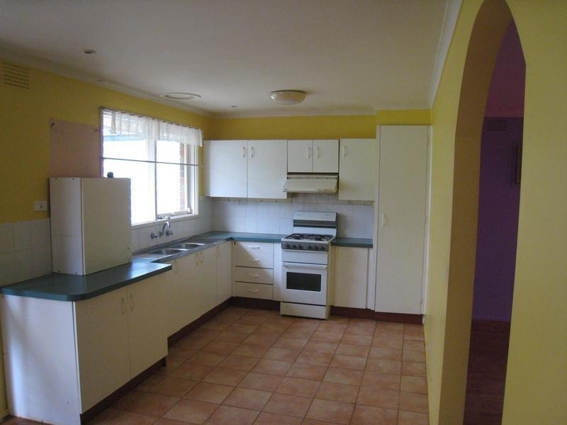 25 Upton Crescent, Narre Warren VIC 3805