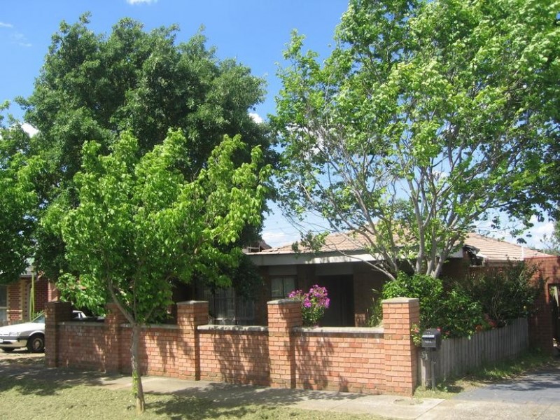 33 George Chudleigh Drive, Hallam VIC 3803