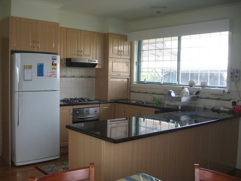 4 Rebecca Mac, Hallam VIC 3803