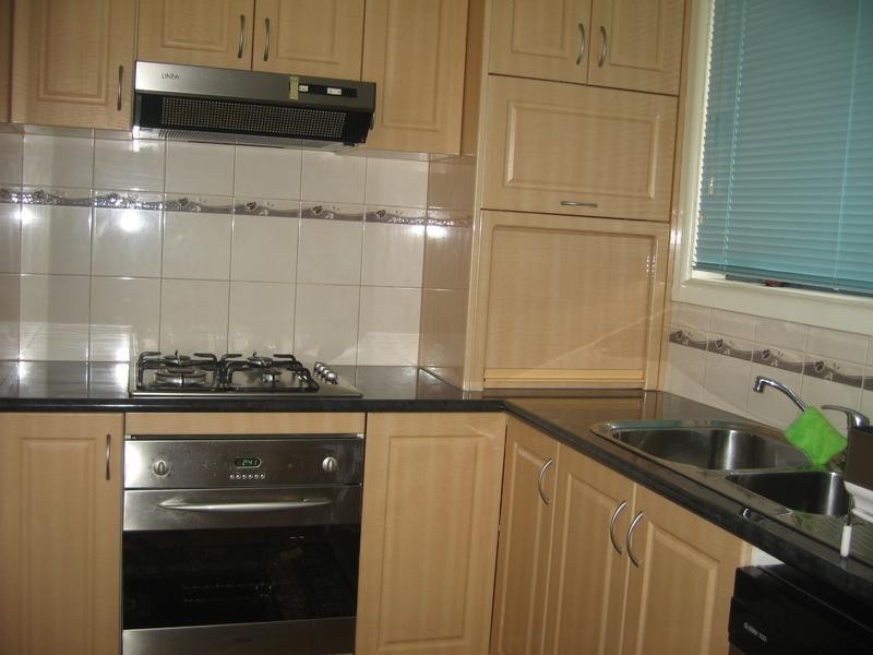 4 Rebecca Mac, Hallam VIC 3803
