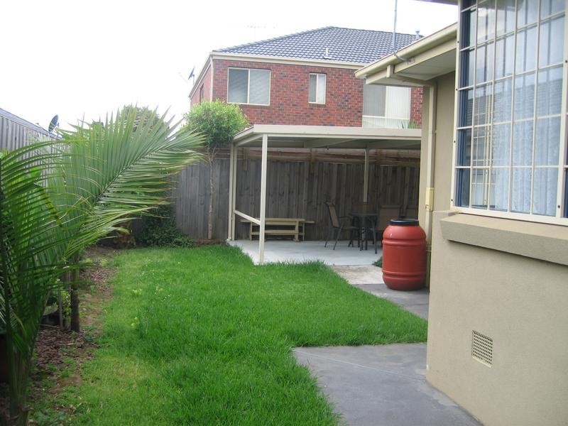 4 Rebecca Mac, Hallam VIC 3803