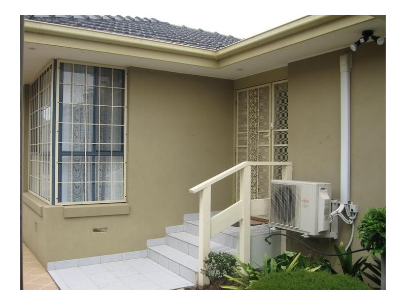 4 Rebecca Mac, Hallam VIC 3803