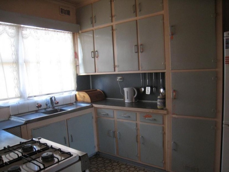 8 Boobyalla Street, Doveton VIC 3177