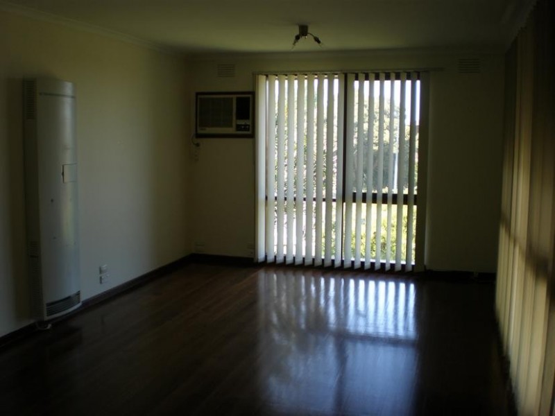 10 Robert Molyneux Avenue, Endeavour Hills VIC 3802