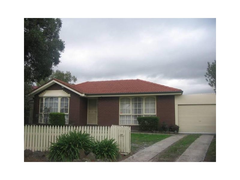 117 Rawdon Hill Drive, Dandenong North VIC 3175