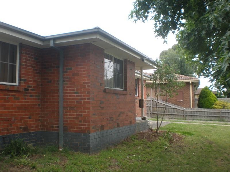 8 Tinks Road, Narre Warren VIC 3805