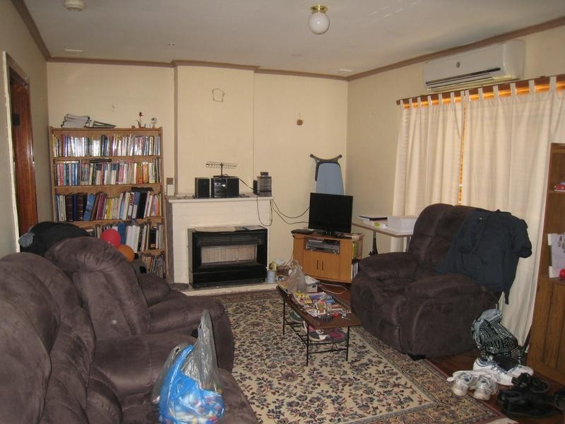 61 Wattle Drive, Doveton VIC 3177