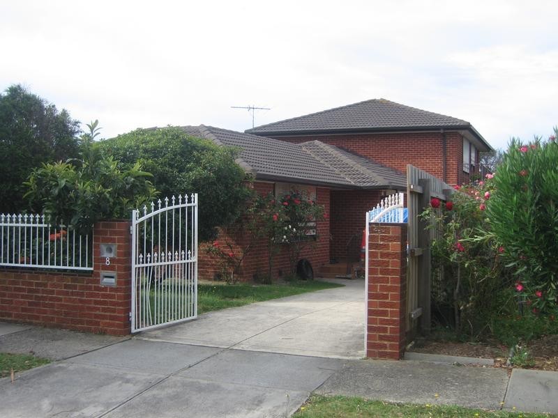 8 Koonung Street, Dandenong North VIC 3175