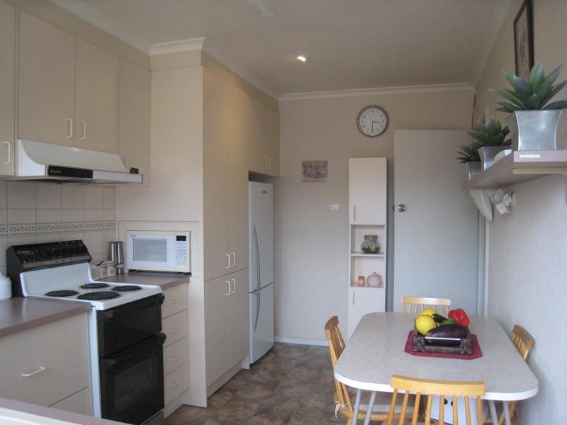 2/52 Potter Street, Dandenong VIC 3175