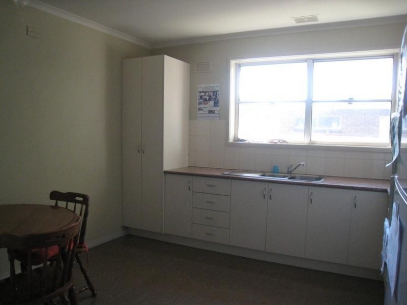 34/112-114 Princes Highway, Dandenong VIC 3175