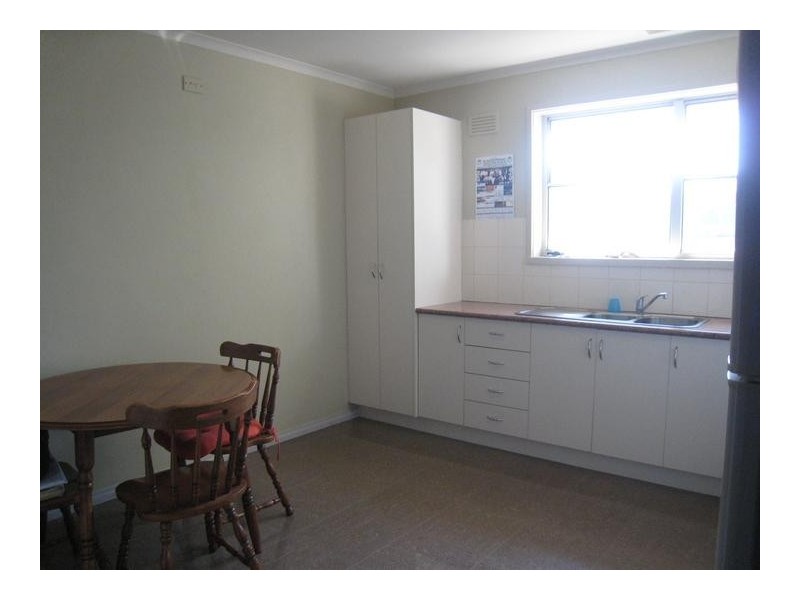 34/112-114 Princes Highway, Dandenong VIC 3175