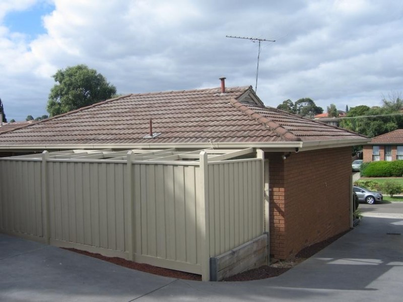 1/3 Coolidge Court, Dandenong North VIC 3175