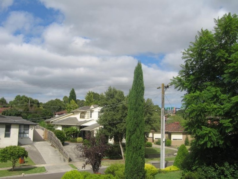 1/3 Coolidge Court, Dandenong North VIC 3175