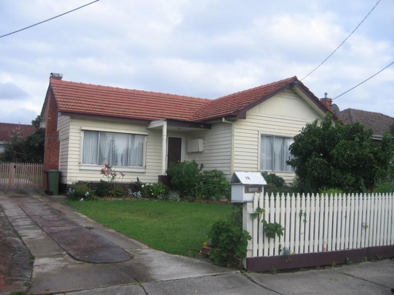 26 Gladstone Road, Dandenong VIC 3175