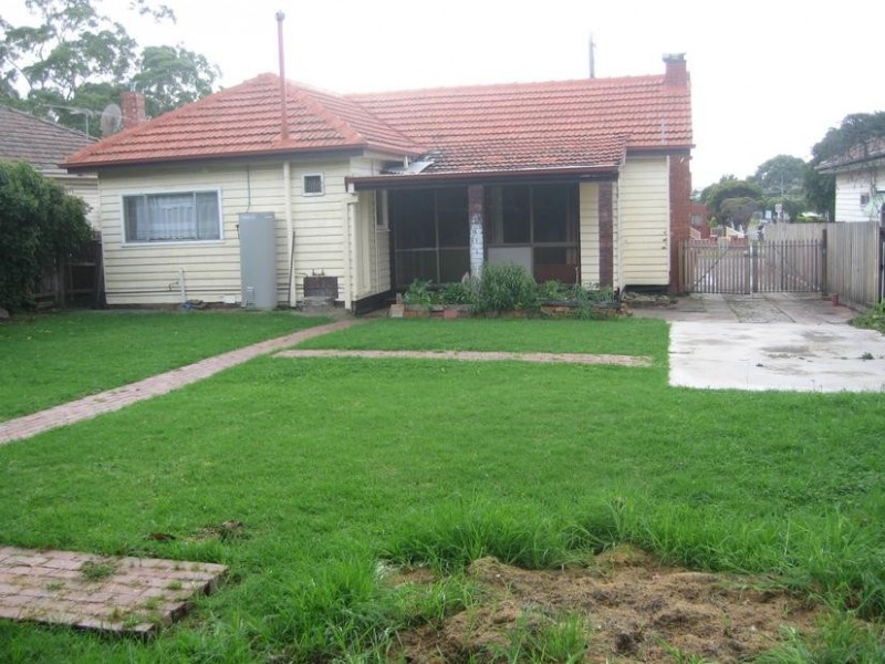 26 Gladstone Road, Dandenong VIC 3175