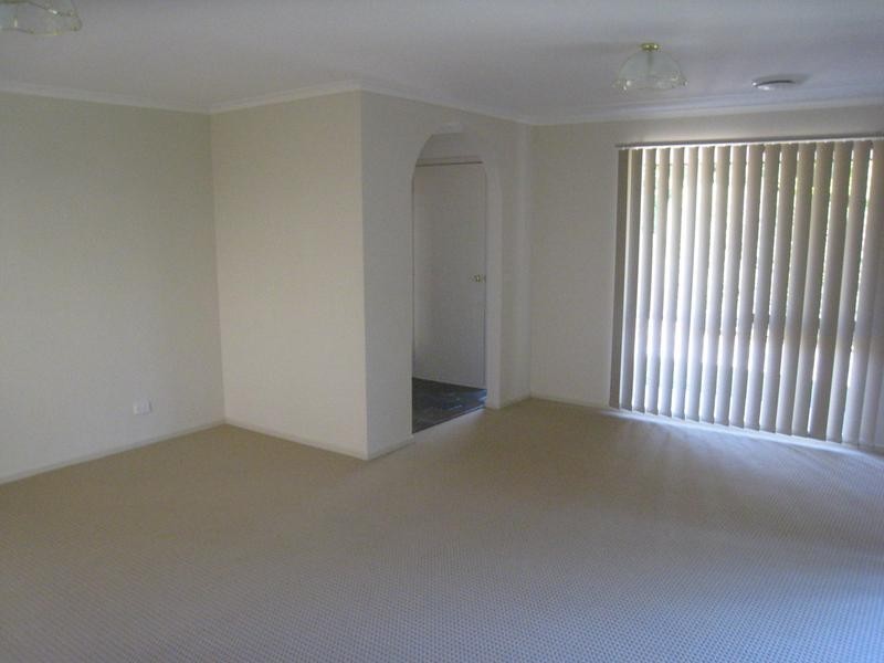 10 Debanne Court, Narre Warren VIC 3805