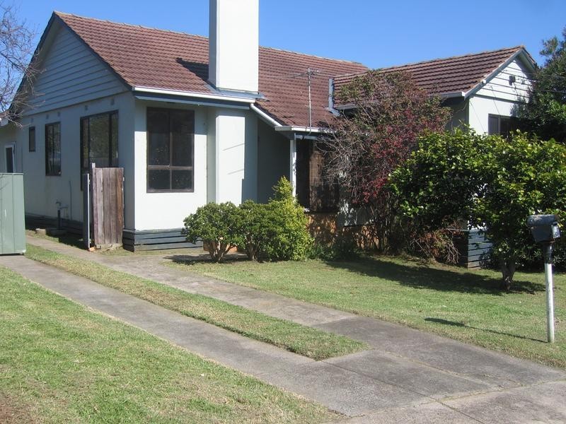 12 Rylands Road, Dandenong VIC 3175