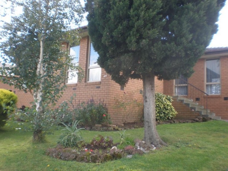 49 Charles Green Avenue, Endeavour Hills VIC 3802