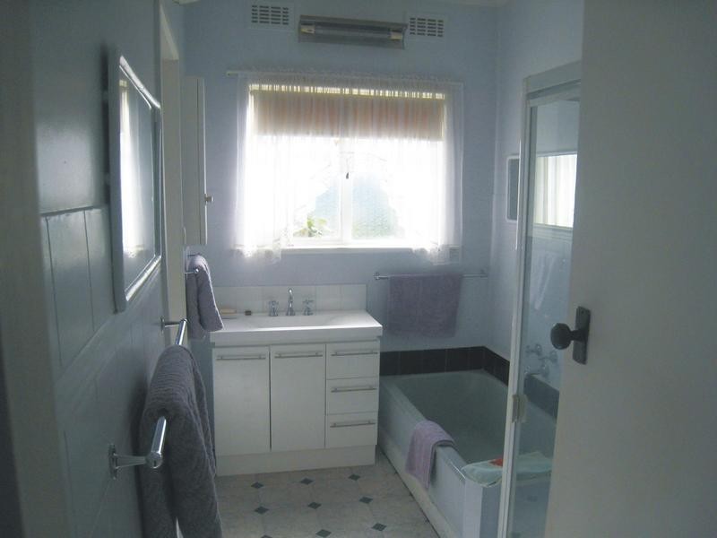 5 Bedwell Avenue, Dandenong VIC 3175