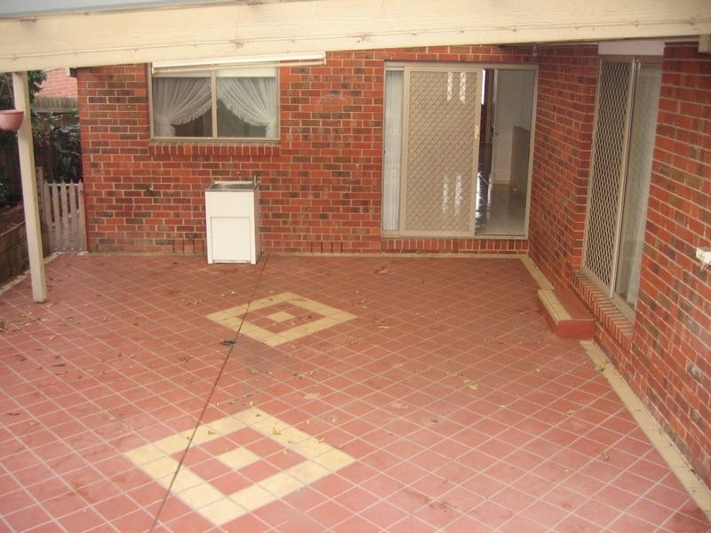 1 Isaac Court, Endeavour Hills VIC 3802