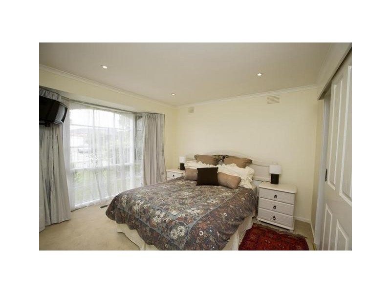 117 Rawdon Hill Drive, Dandenong North VIC 3175