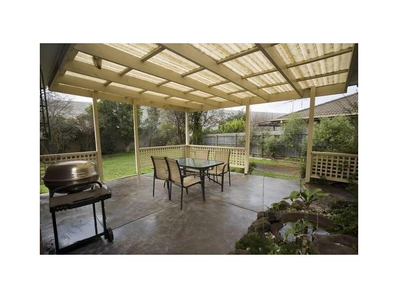 117 Rawdon Hill Drive, Dandenong North VIC 3175
