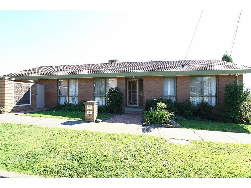 2 Towong Street, Dandenong North VIC 3175