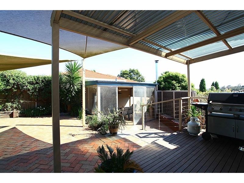 2 Towong Street, Dandenong North VIC 3175