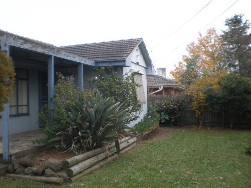 15 Pittosporum Grove, Doveton VIC 3177