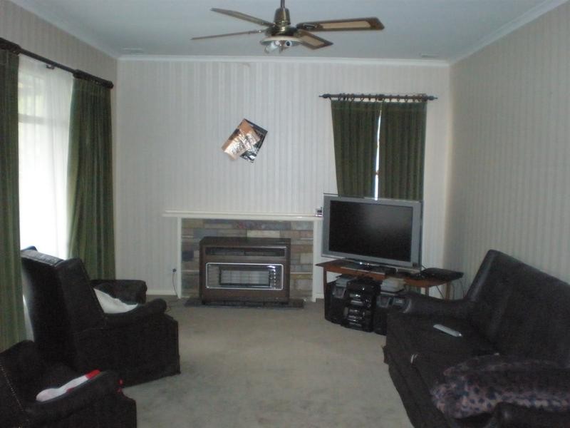 15 Pittosporum Grove, Doveton VIC 3177
