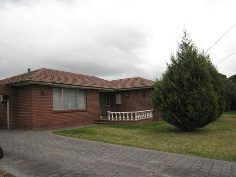 3 Weigela Court, Doveton VIC 3177