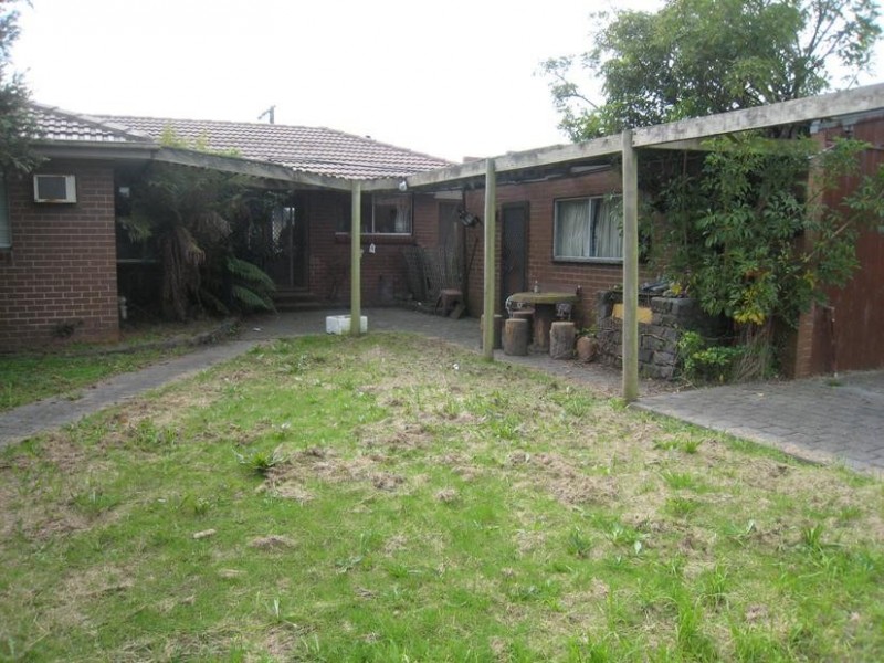 3 Weigela Court, Doveton VIC 3177