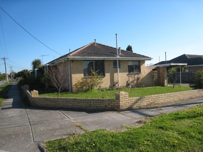 1/2 Vizard Street, Dandenong VIC 3175