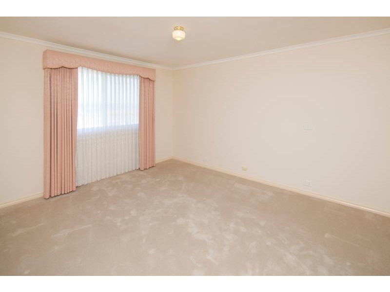 1 Isaac Court, Endeavour Hills VIC 3802