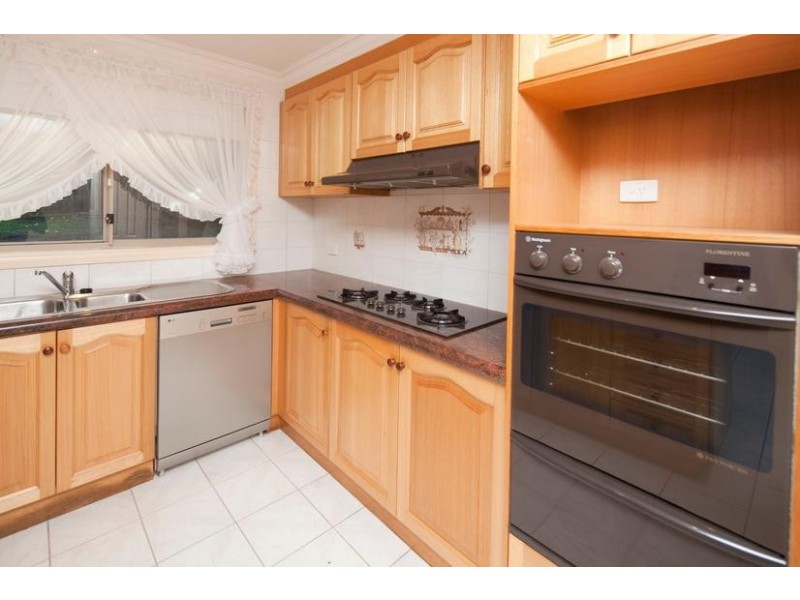 1 Isaac Court, Endeavour Hills VIC 3802