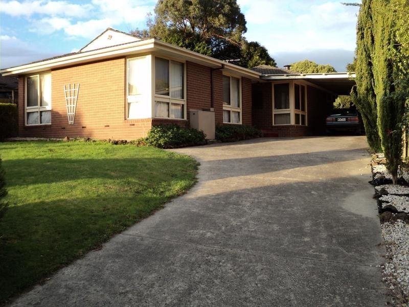 10 Judge Rise, Endeavour Hills VIC 3802