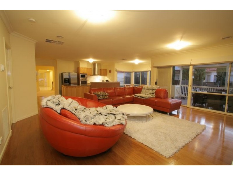 57 London Crescent, Narre Warren VIC 3805