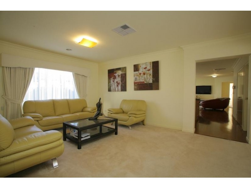 57 London Crescent, Narre Warren VIC 3805