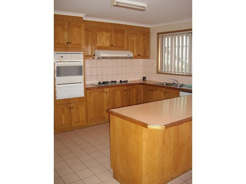 1 Cunningham Drive, Endeavour Hills VIC 3802