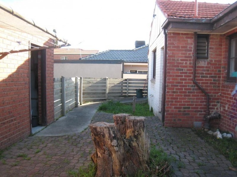 1/98 Herbert Street, Dandenong VIC 3175