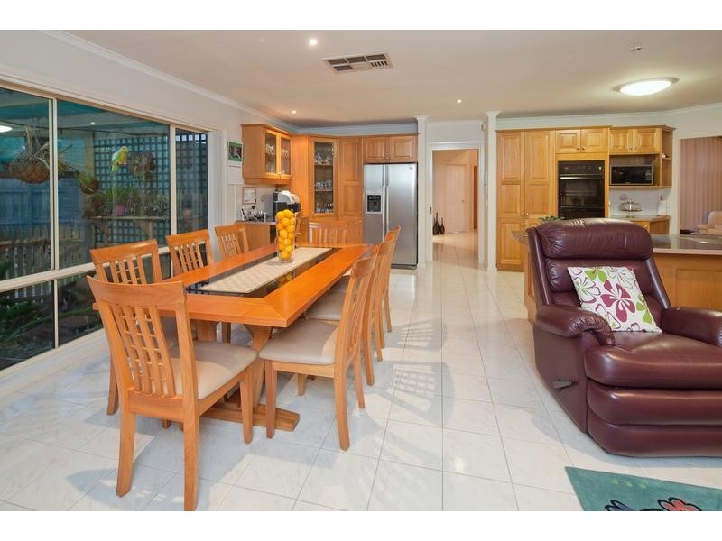 3 Durrant Place, Endeavour Hills VIC 3802